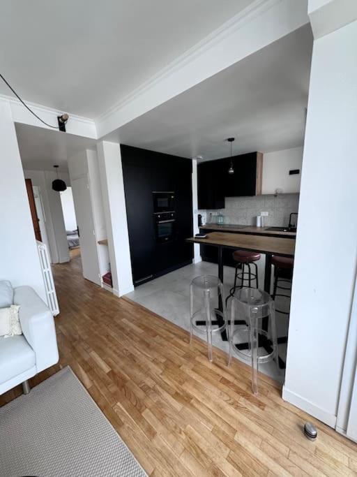 Charmant Appartement T3 Avec Balcon, Centre-Ville Lorient Exterior foto